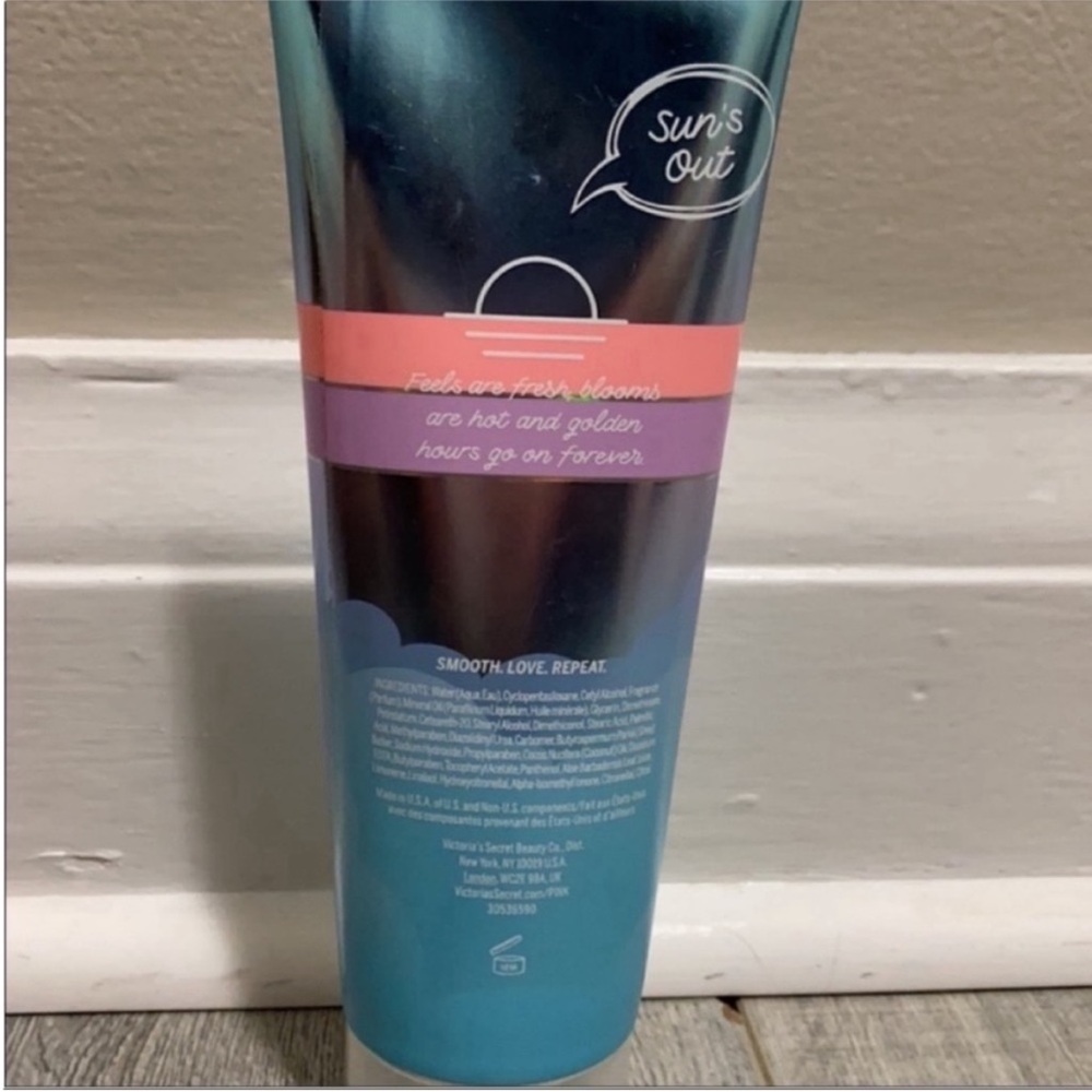Victoria’s Secret Lotion - Picture 3 of 3